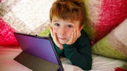 Cele mai bune 5 laptopuri pentru copii în 2024